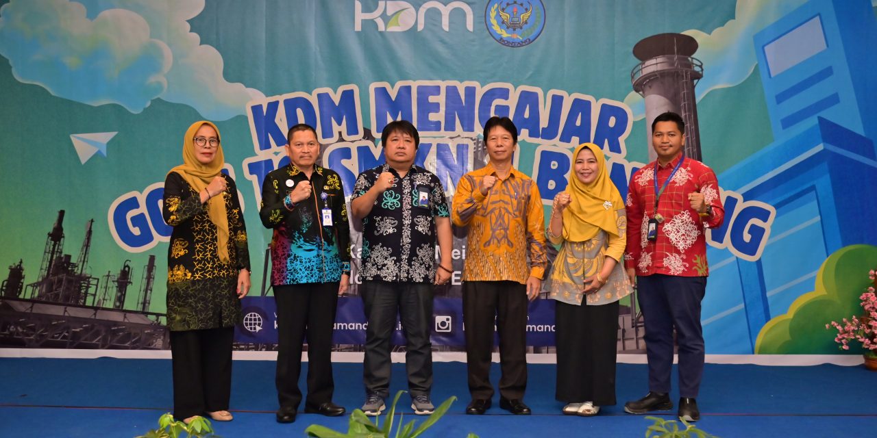 Gelar Program TJSL, KDM Mengajar Goes to School Bersama Siswa SMKN 1 Bontang